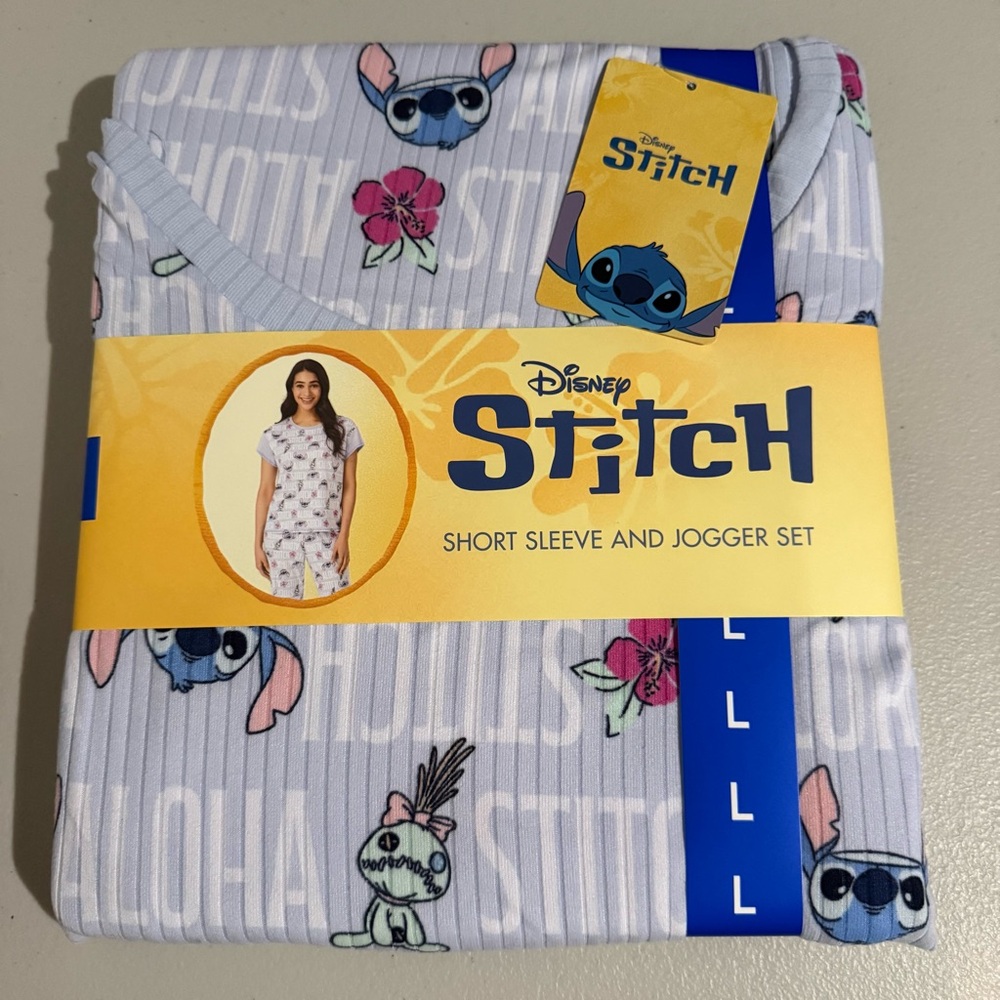 Disney Lilo & Stitch 2 Pc Pajama Set Short Sleeve Top Jogger Pants, Size Large